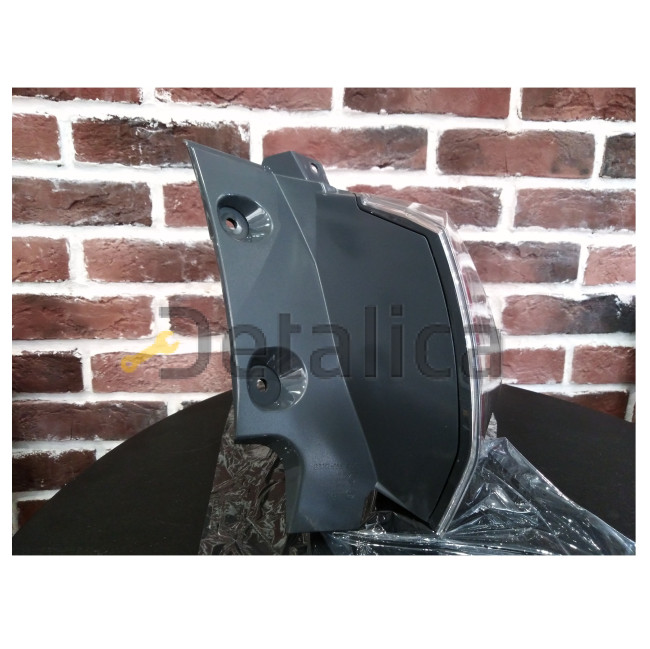 Фонарь задний правый для Ниссан Х-Трейл Т32 оригинал ( корпус ) 