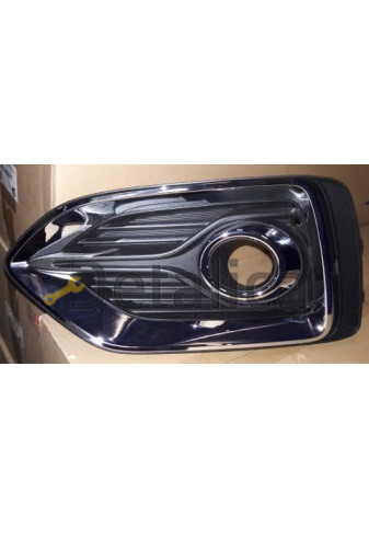 Решетка переднего бампера правая с отверстием под противотуман хром для Хендай Солярис от 2017 (Китай)