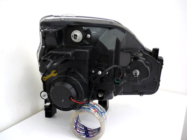 Фара левая для Ниссан Х-Трейл Т31 ксенон