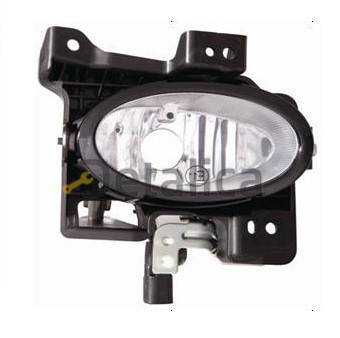 Фара противотуманная правая седан кроме sport оригинал  для мазда 3 от 2007