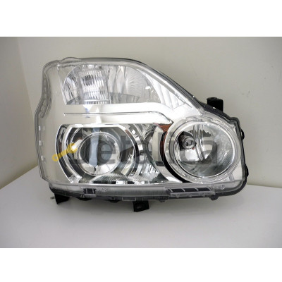 Фара правая для Ниссан Х-Трейл Т31 ксенон