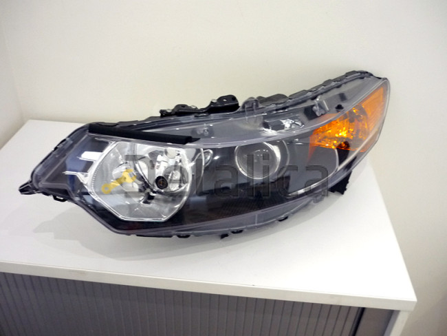 Фара левая для Хонда Аккорд 8 ксенон депо