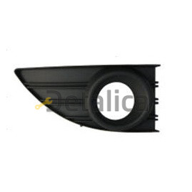 Решетка бампера передняя правая с отверстием под противотуманку черная для рено флюенс от 2010