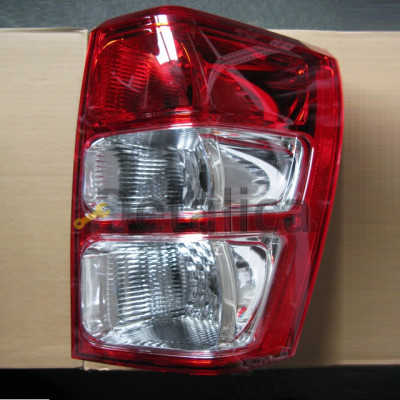 Фонарь задний правый для Сузуки Гранд Витара 5 дв оригинал
