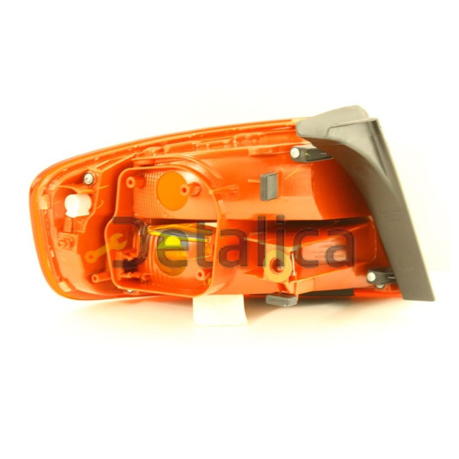 Фонарь задний внешний правый для Ауди А4 В8 от 2012 (Depo) Галоген