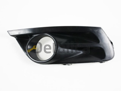 Renault FLUENCE решетка бампера передн лев