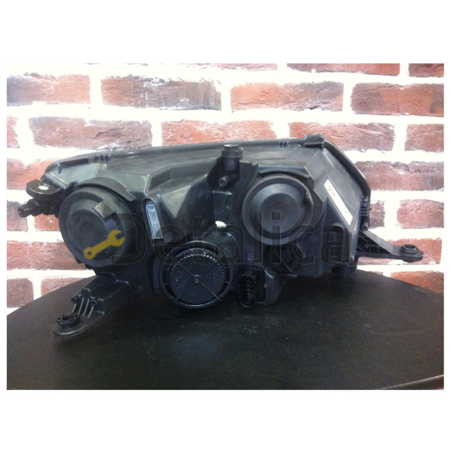 Фара левая для Шкода Рапид галоген оригинал