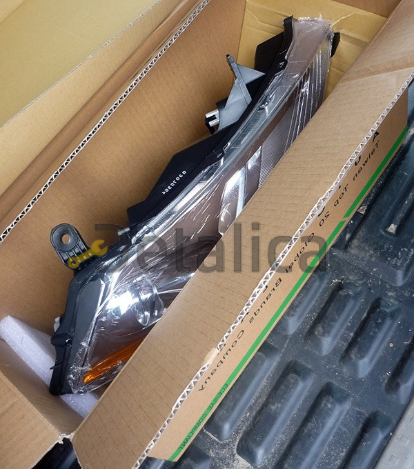 Фара правая для Ниссан Мурано Z50