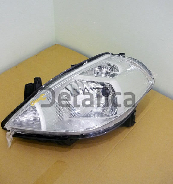 Фара левая для Ниссан Тиида под корректор