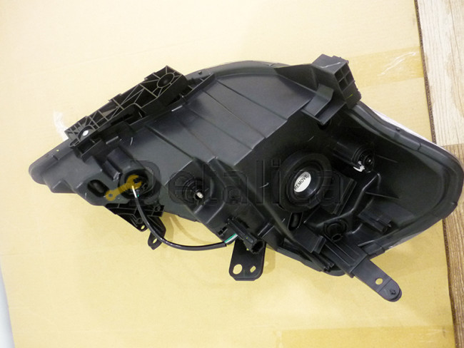 Фара левая для Ниссан Тиида под корректор