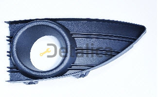 Renault FLUENCE решетка бампера передн лев с отв п/противотум с черн