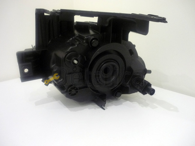 Фара правая для Ниссан Жук под корректор