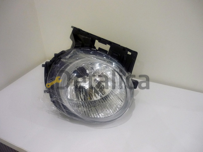 Фара правая для Ниссан Жук под корректор