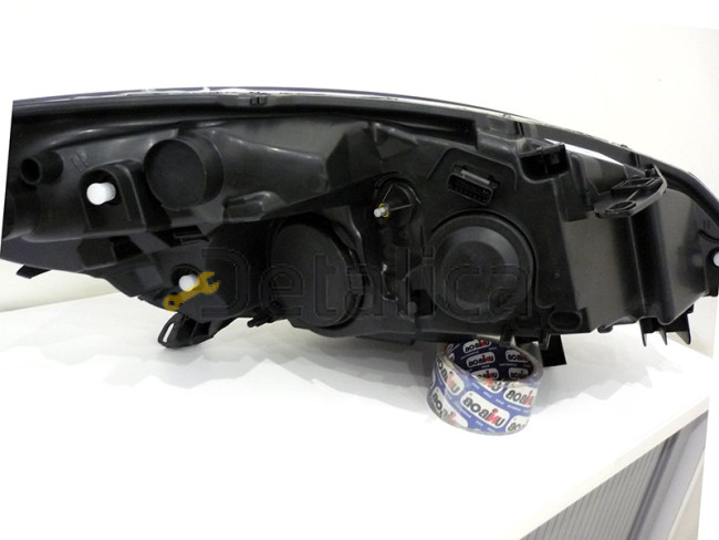 Фара левая на Рено Сценик 2009-2012 TYG