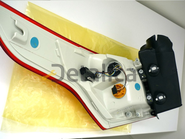 Фонарь задний внешний правый диод для Форд Куга от 2013