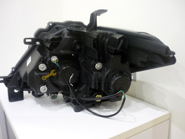 Фары тюнинг-комплект Eagle Eyes для Ниссан Патрол Y62 не ксенон хром внутри