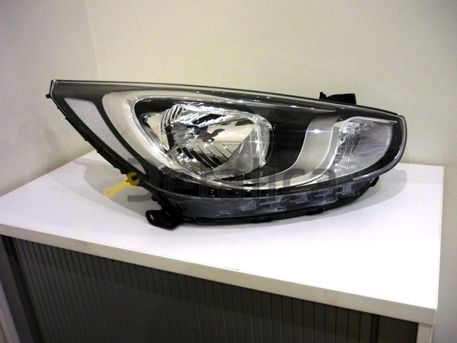 Фара правая для Хендай Солярис от 2011 (Depo)