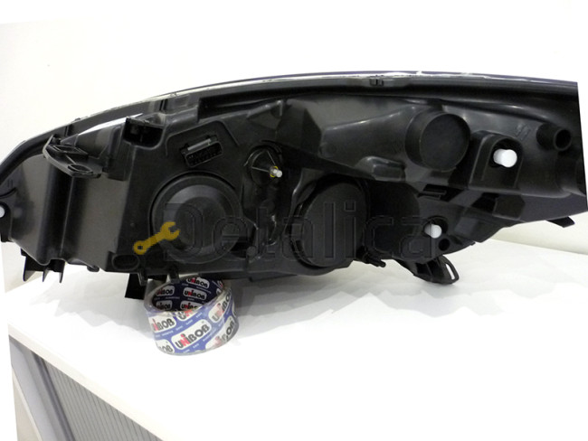 Фара правая на Рено Сценик 2009-2012 TYG