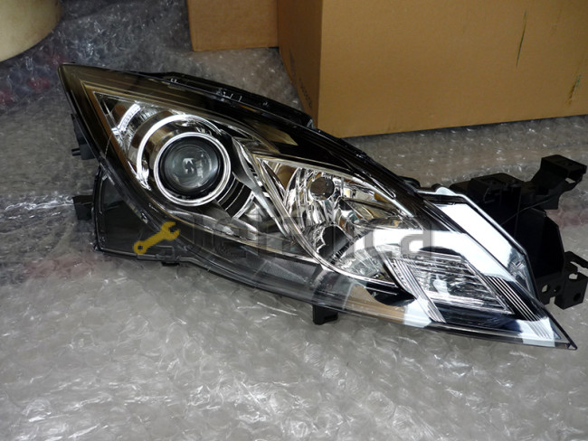 Фара правая для Мазда 6 2008-2009 внутри чёрная