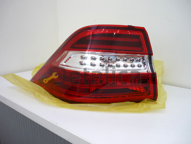 Фонарь задний внешний левый диод для Мерседес W166 ML