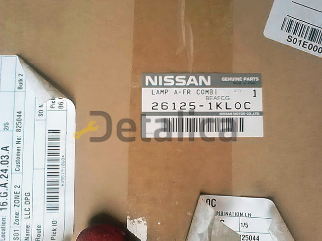 Указатель поворота левый для Ниссан Жук оригинал