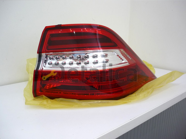 Фонарь задний внешний правый диод для Мерседес W166 ML