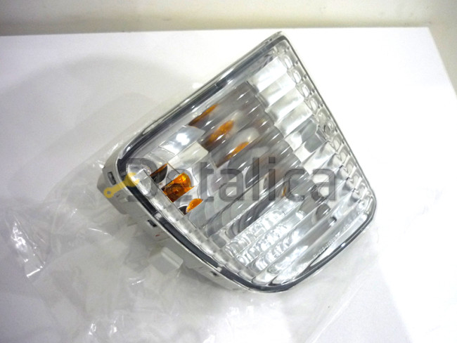 Указатель поворота нижний правый без противотуманки тип белый для тойота рав 4 2000-2003