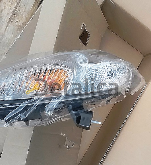 Указатель поворота правый для Ниссан Жук оригинал Указатель поворота правый для Ниссан Жук оригинал