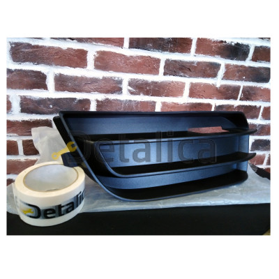 Решетка бампера передняя левая без отв под противотуманку для Ауди А1 от 2010 ( Тайвань )