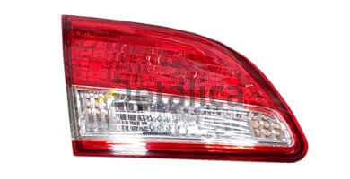 Фонарь задний внутрен для Nissan Almera лев (Китай)