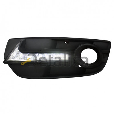 Фонарь габаритный левый+правый комплект тюнинг диод DRL ходовые огни с решеткой бампера для Ауди Q5 от 2008 (Eagle Eyes)