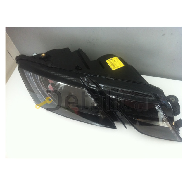 Фара правая для Шкода Октавия А7 галоген двойная