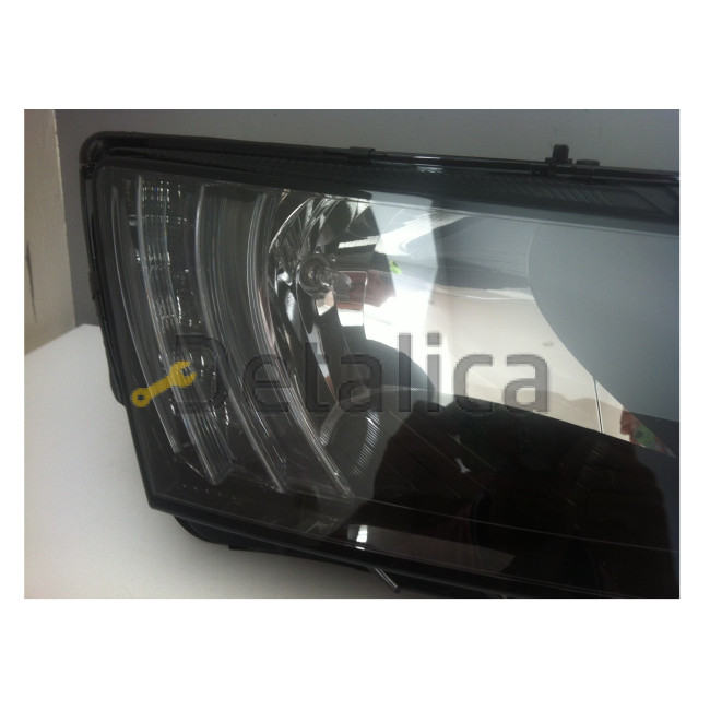 Фара правая для Шкода Октавия А7 галоген двойная