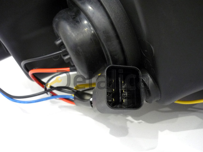 Фары комплект-тюнинг DEVIL EYES внутри хром для Хендай Туксон от 2004 (Sonar)