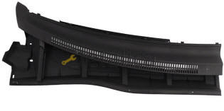 Панель для COROLLA под стеклоочист прав (Китай)