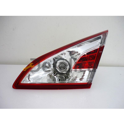 Фонарь задний внутренний правый для Ниссан Мурано Z51 рестайлинг оригинал