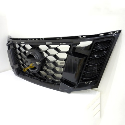 Решётка радиатора Ниссан Террано D10 внутренняя часть оригинал