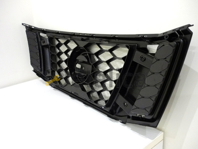 Решётка радиатора Ниссан Террано D10 внутренняя часть оригинал