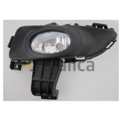 Фара противотуманная правая с креплением седан для мазда 3 от 2003-2006