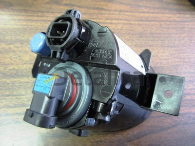 Фара противотуманная левая для Ниссан Патфайндер Р52