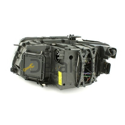 Фара правая линзованная с рег мотора ксенон внутри черная для Ауди Q5 от 2008 (Depo) D3S