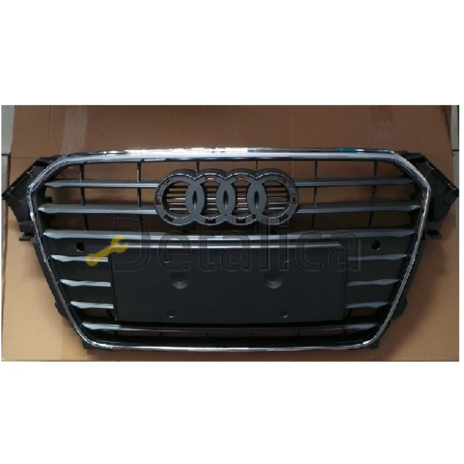 Решетка радиатора серебристая с хром молдингом для Ауди А4 от 2012 (Тайвань)