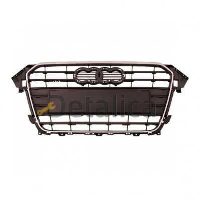 Решетка радиатора серебристая с хром молдингом для Ауди А4 от 2012 (Тайвань)
