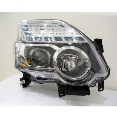 Фара правая для Ниссан Х-Трейл Т31 рестайл с линзой оригинал