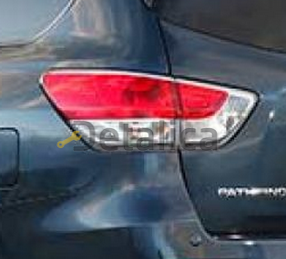 Фонарь задний внешний левый для Ниссан Патфайндер Р52 оригинал