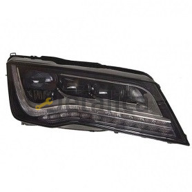 Фара передняя правая для Ауди А7 три линзы