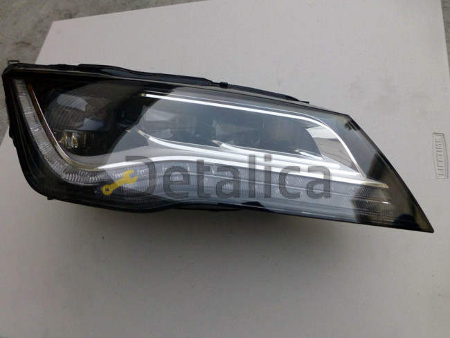 Фара передняя правая для Ауди А7 три линзы
