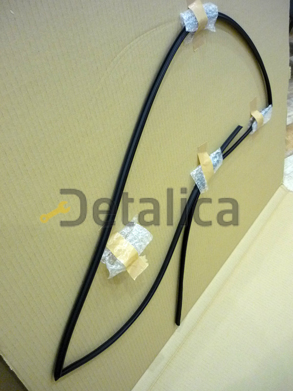 Молдинг лобового стекла Ниссан Альмера G15 оригинал