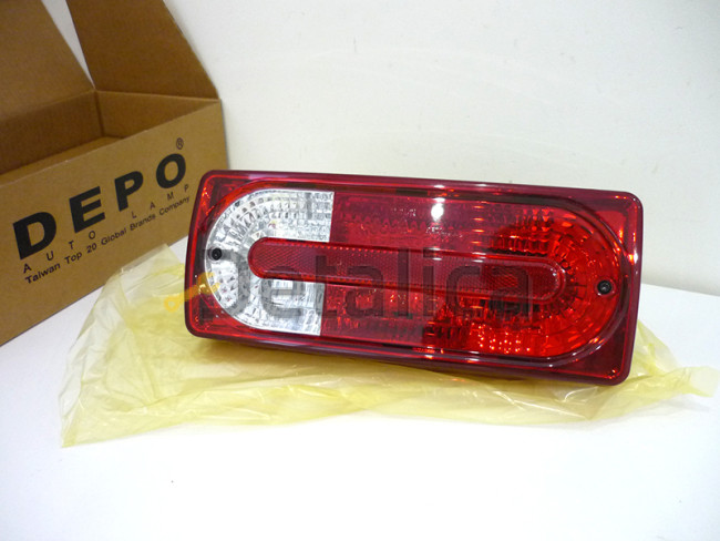 Фонарь задний левый для Мерседес W463 Gelendewagen