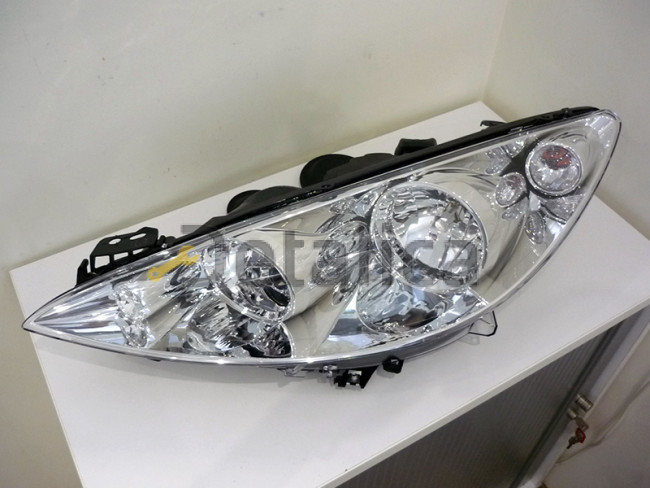 Фара левая с регулятором мотора для Пежо 308 от 2007